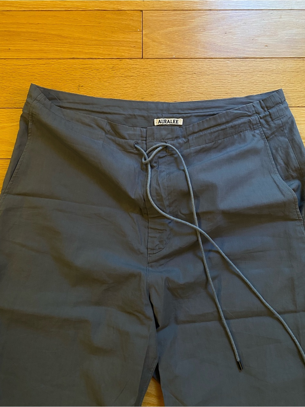 AURALEE Washed Finx Twill Easy Wide Pants